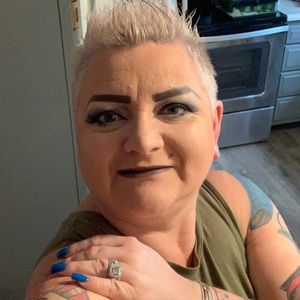 Meet your Posher, Kandi